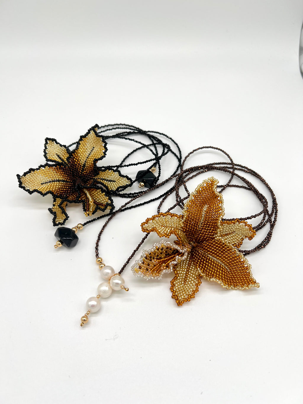 Collar Corbatero Orquídea L