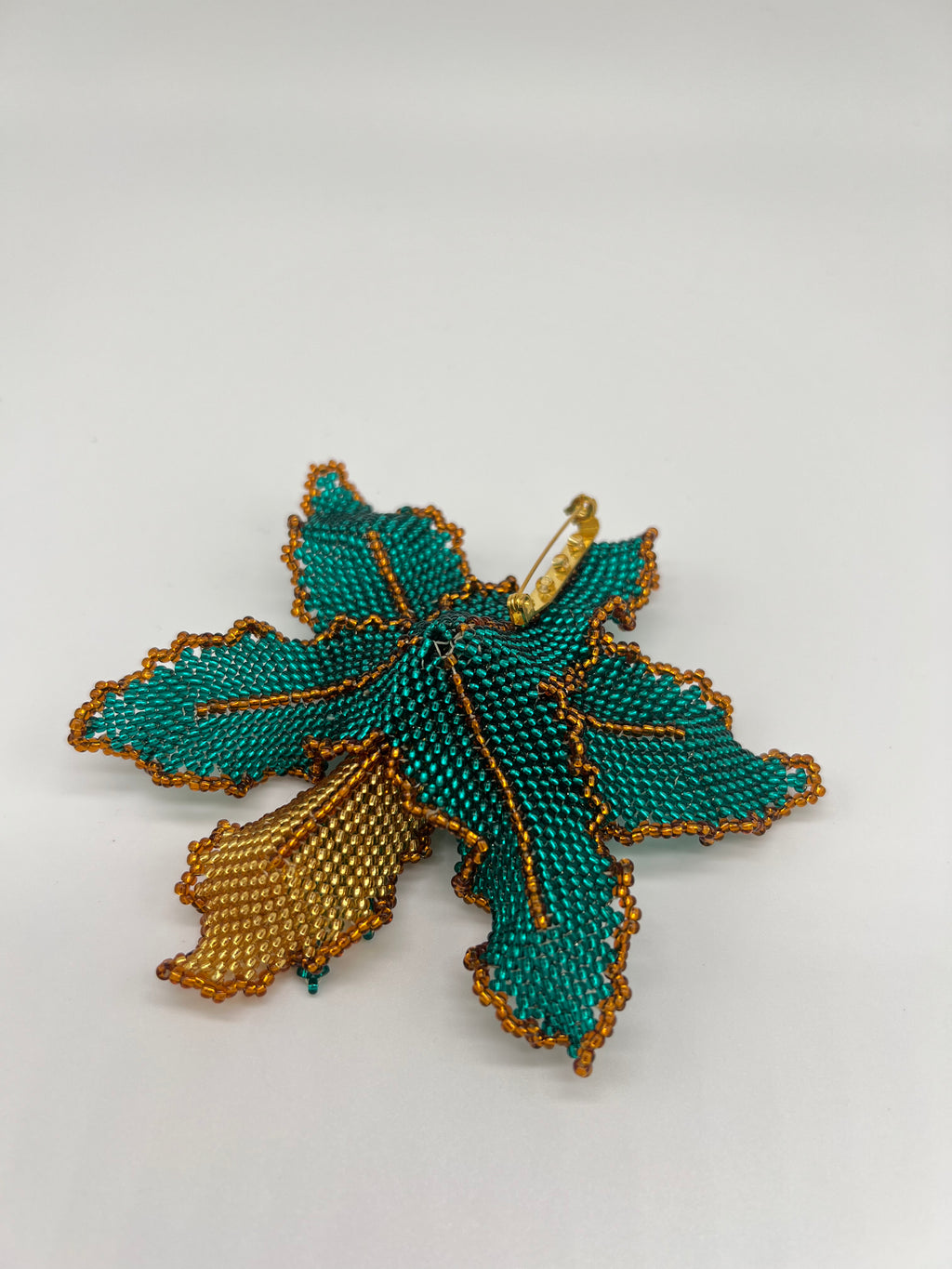 Broche Orquídea Esmeralda